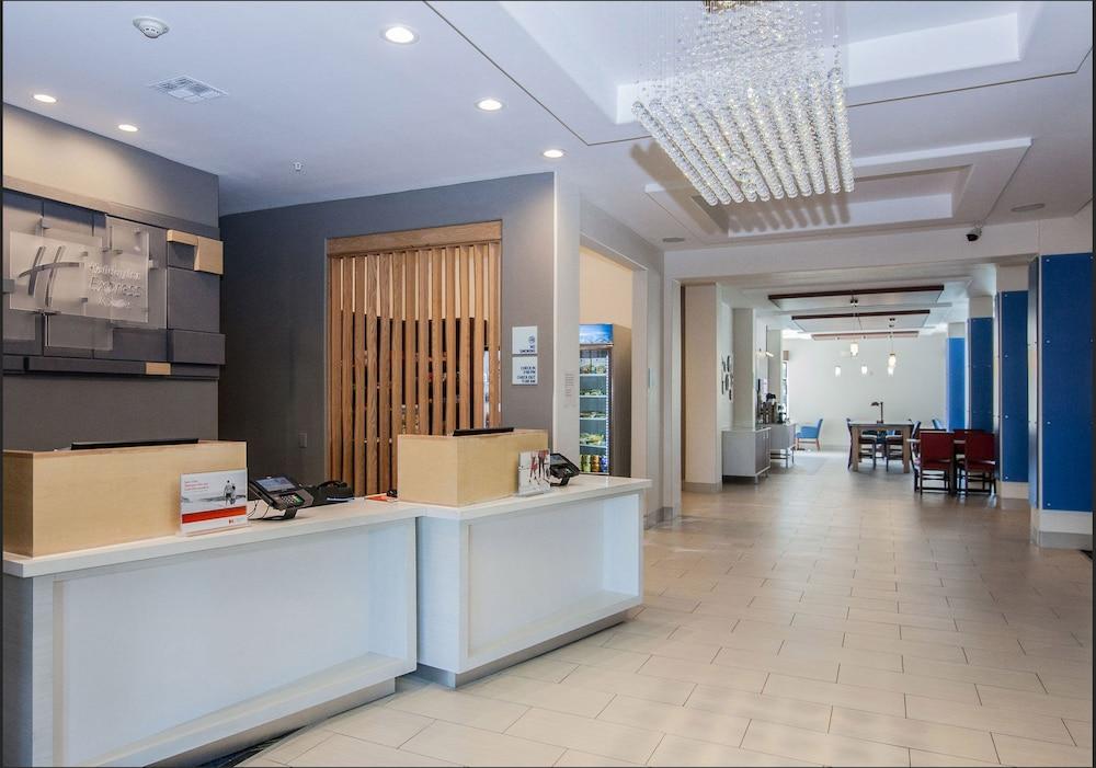 Holiday Inn Express Houston-Alvin By Ihg Exterior foto