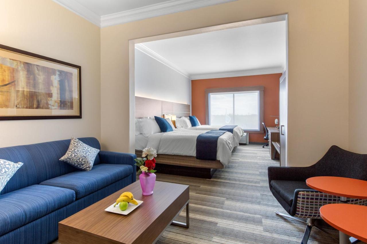 Holiday Inn Express Houston-Alvin By Ihg Exterior foto